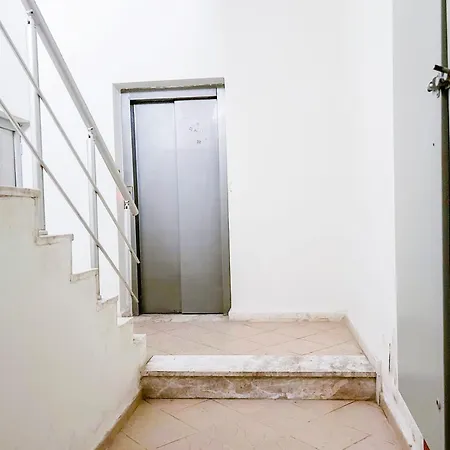 1 Bedroom 725 Lägenhet