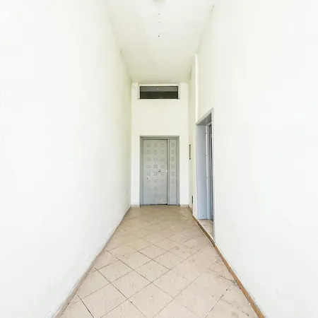 1 Bedroom 725 Lägenhet *