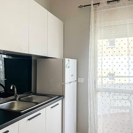 1 Bedroom 725 Lägenhet