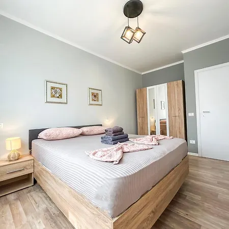 Lägenhet 1 Bedroom 725