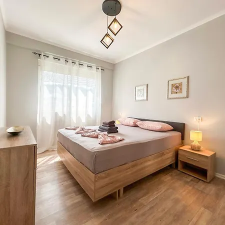 Lägenhet 1 Bedroom 725