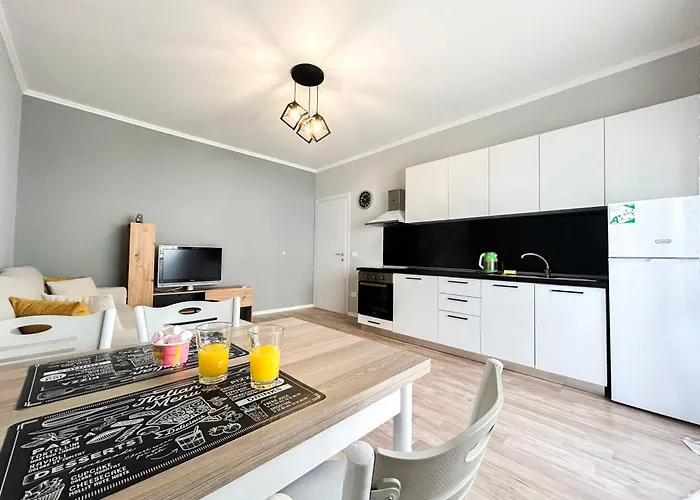 アパート 1 Bedroom 725 ドゥラス