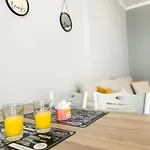 1 Bedroom 725 Appartement *