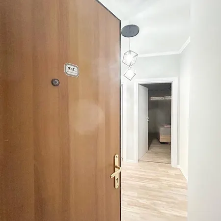1 Bedroom 725 Durrës