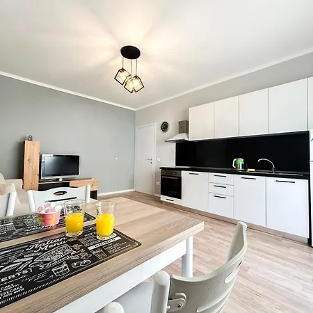 Apartment 1 Bedroom 725 Durrës