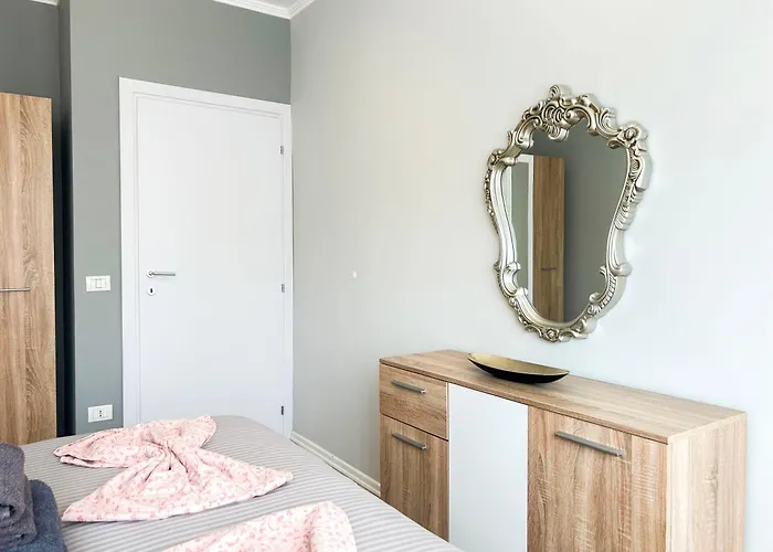1 Bedroom 725